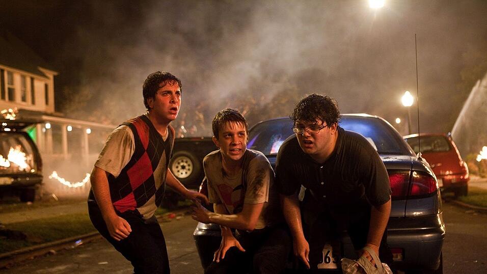 Dass ihre Party so aus dem Ruder l&auml;uft, h&auml;tten sich Costa, Thomas und JB (von links) im Film 'Project X' nicht tr&auml;umen lassen. (Foto: Warner Bros.)