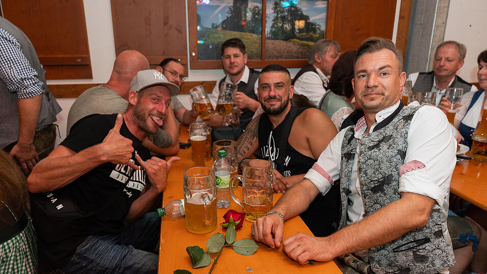 Die Partybilder vom Samstag, 12. August 2023, aus dem Festzelt Greindl. Die Partybilder vom Samstag, 12. August 2023, aus dem Festzelt Greindl.