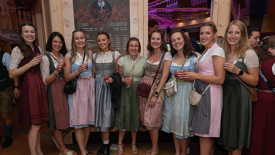 Die Partybilder vom Samstag, 12. August 2023, aus dem Festzelt Reisinger. Die Partybilder vom Samstag, 12. August 2023, aus dem Festzelt Reisinger.