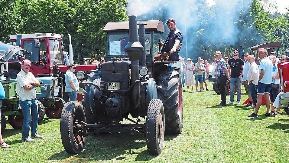 Da tuckerte es am Festplatz.