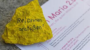 Bislang gab es im Landkreis Cham keine &ouml;ffentlichkeitswirksame Aktion der Frauenbewegung Maria 2.0