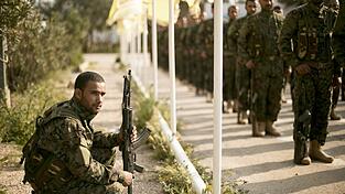 Die kurdisch geführten Syrian Democratic Forces (SDF) stehen in engem Kontakt zur tükischen PKK.