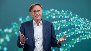 Infineon-Chef Jochen Hanebeck kann steigende Zahlen melden. (Archivbild)