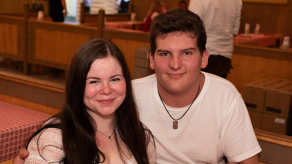 Die Partybilder vom Sonntag, 13. August 2023, aus dem Festzelt Krönner. Die Partybilder vom Sonntag, 13. August 2023, aus dem Festzelt Krönner.