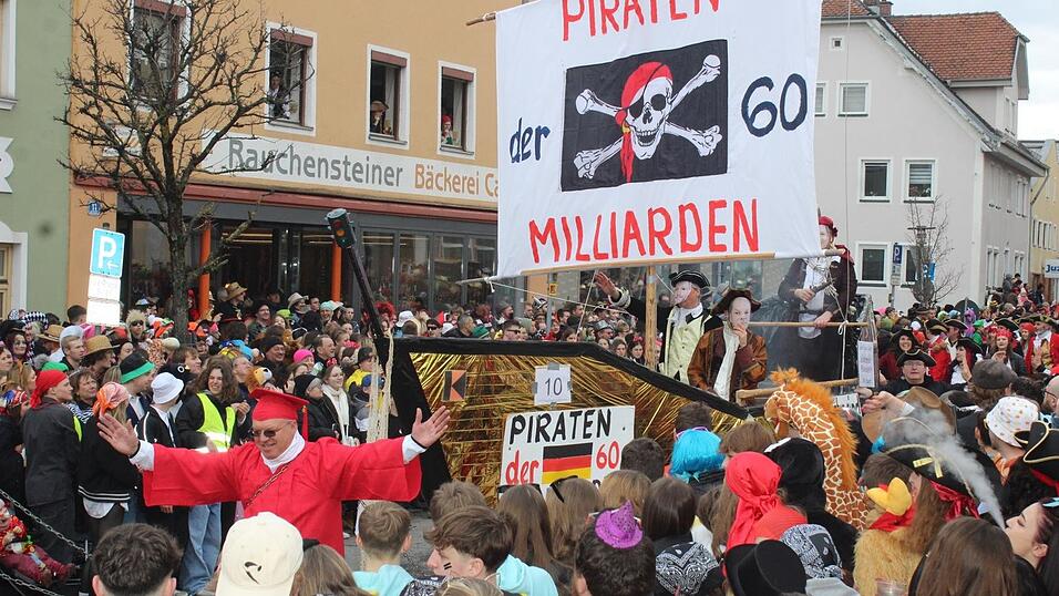 Beste Stimmung herrschte beim Rosenmontagszug in Geisenhausen.