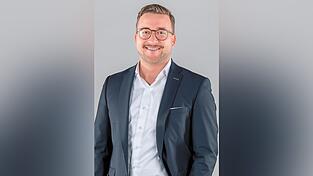 Der Dritte Bürgermeister der Stadt, Valentin Walk, wurde vom CSU-Ortsvorstand als Bürgermeisterkandidat vorgeschlagen. Der Dritte Bürgermeister der Stadt, Valentin Walk, wurde vom CSU-Ortsvorstand als Bürgermeisterkandidat vorgeschlagen.