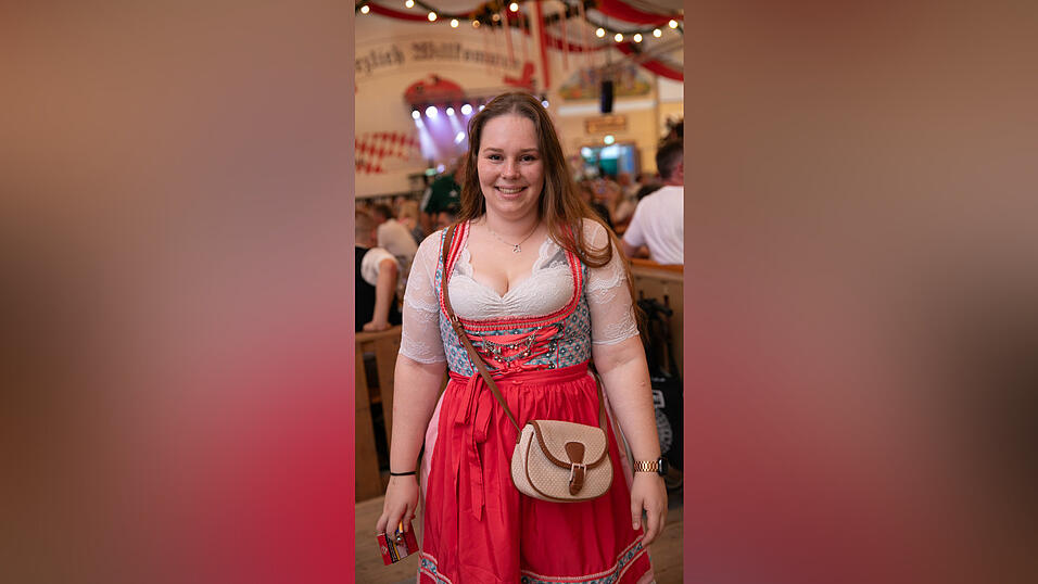 Die Partybilder vom Freitag, 15. August, aus dem Festzelt Greindl. Die Partybilder vom Freitag, 15. August, aus dem Festzelt Greindl.