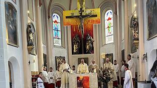In Ittling wurde 175 Jahre St. Johannes gefeiert.