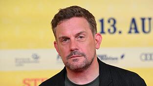 Sebastian Bezzel schließt einen weiteren Film als Franz Eberhofer nicht aus. Sebastian Bezzel schließt einen weiteren Film als Franz Eberhofer nicht aus.