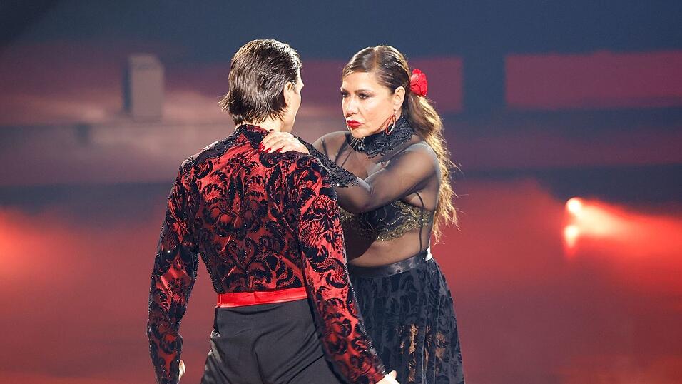 Nur 13 Jurypunkte gab es für Simone Thomalla und Evgeny Vinokurov. Nur 13 Jurypunkte gab es für Simone Thomalla und Evgeny Vinokurov.