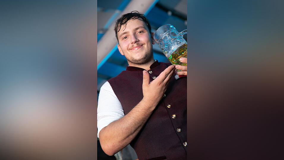 Die Partybilder vom Freitag, 15. August, aus dem Festzelt Wenisch. Die Partybilder vom Freitag, 15. August, aus dem Festzelt Wenisch.