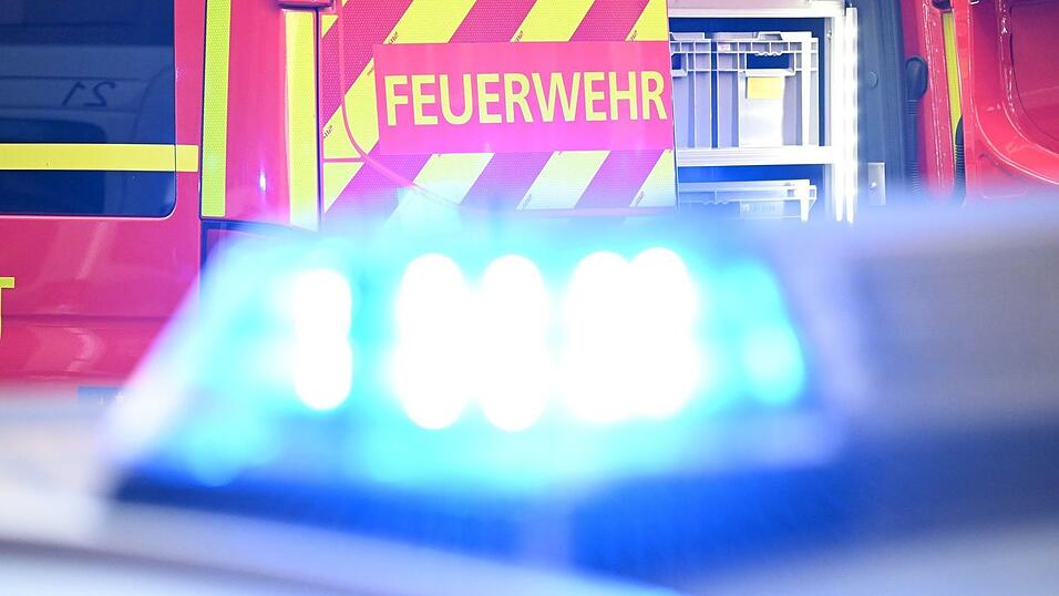Mehrere Menschen wurden bei dem Brand durch Rauch verletzt. (Symbolfoto) Mehrere Menschen wurden bei dem Brand durch Rauch verletzt. (Symbolfoto)