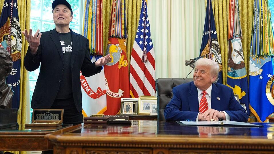 Da sah man sie noch zu zweit: Musk und Trump.