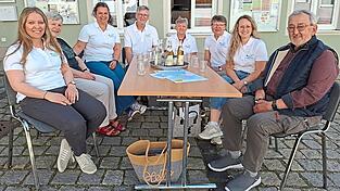 Die beiden Koordinatorinnen und die ehrenamtlichen Helfer laden am Freitag, 29. Mai, zum Tag der Nachbarn ein.