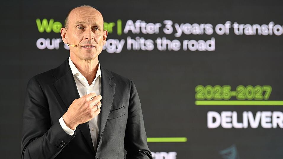 VW-China-Chef Ralf Brandst&auml;tter will in dem Land mit weniger Fabriken auskommen. (Archivbild)