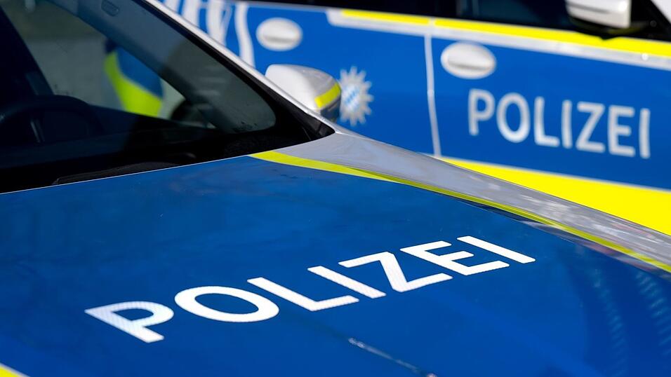 Ein Ladendieb verletzt in der Nürnberger Innenstadt einen Detektiv und wird von Zeugen gestoppt. (Symbolbild) Ein Ladendieb verletzt in der Nürnberger Innenstadt einen Detektiv und wird von Zeugen gestoppt. (Symbolbild)