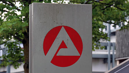Die Frau stellte nach ihrer K&uuml;ndigung sofort einen Antrag bei der Agentur f&uuml;r Arbeit.&nbsp;
