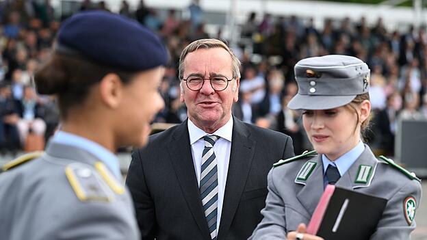 Verteidigungsminister Boris Pistorius (SPD) ist mit der Resonanz am Bundeswehr-Aktionstag zufrieden.