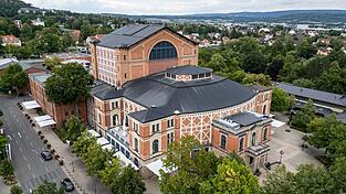 Das Festspielhaus war vor 150 Jahren Schauplatz der ersten Richard-Wagner-Festspiele. (Archivbild) Das Festspielhaus war vor 150 Jahren Schauplatz der ersten Richard-Wagner-Festspiele. (Archivbild)
