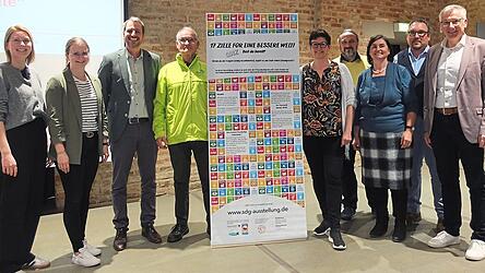 Den Besuchern Nachhaltigkeit n&auml;herbringen wollen die Veranstalter der Ausstellung.