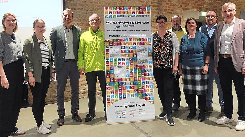 Den Besuchern Nachhaltigkeit n&auml;herbringen wollen die Veranstalter der Ausstellung.