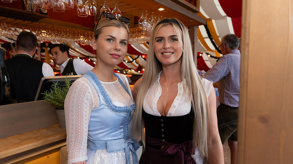 Die Partybilder vom Donnerstag, 17. August 2023, aus dem Festzelt Krönner. Die Partybilder vom Donnerstag, 17. August 2023, aus dem Festzelt Krönner.