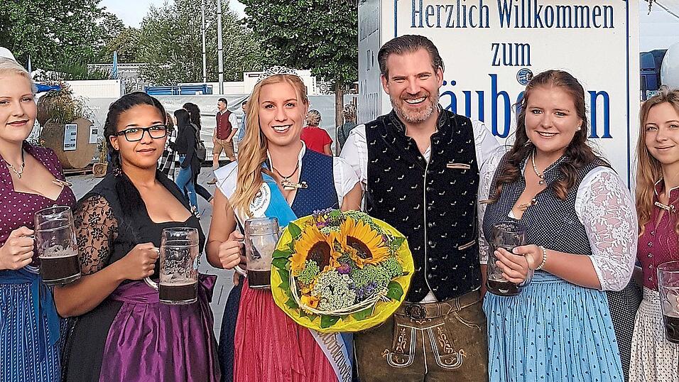 Der Vogelmayer und die Goaßmaßkandidatinnen von 2024.