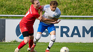 Der FSV VfB (in Rot) hat ein Highlight in der Saisonvorbereitung vor der Brust. Der FSV VfB (in Rot) hat ein Highlight in der Saisonvorbereitung vor der Brust.