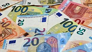 Verbraucherzentrale fordert einen besseren Schutz vor Betrug bei Online-Krediten. (Symbolbild)