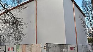 Bund, Freistaat und Stadt investieren 8,45 Millionen Euro in den Grafikbau des Kunstforums Ostdeutsche Galerie. Die Bauarbeiten dauern noch bis 2026.