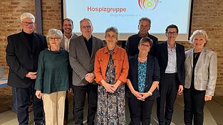 J&uuml;rgen Stadler und Matthias Kohlmayer gratulierten der neu gew&auml;hlten Vorstandschaft.