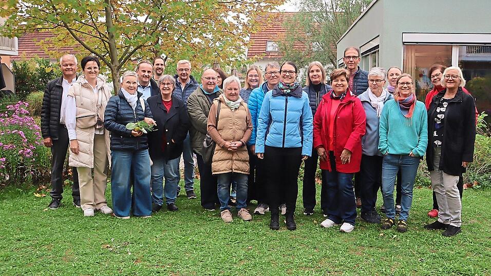 Eine Exkursion des Sozialausschusses Wörth und der ILE Vorderer Bayerischer Wald führte zur Allmeind nach Regensburg. Eine Exkursion des Sozialausschusses Wörth und der ILE Vorderer Bayerischer Wald führte zur Allmeind nach Regensburg.