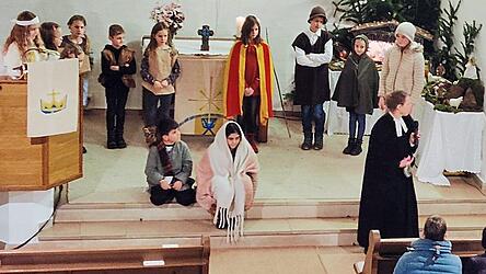 Beim Krippenspiel wurde deutlich: Gott l&auml;sst niemanden allein.