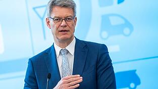 Minister Schnieder: &laquo;Mobilit&auml;t darf kein Privileg sein.&raquo;