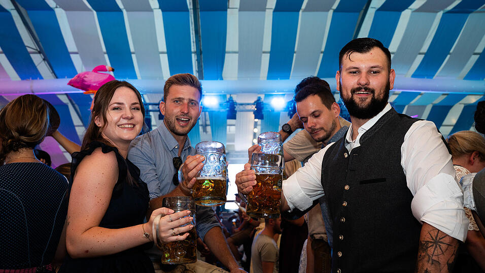 Die Partybilder vom Freitag, 14. August, aus dem Festzelt Wenisch. Die Partybilder vom Freitag, 14. August, aus dem Festzelt Wenisch.