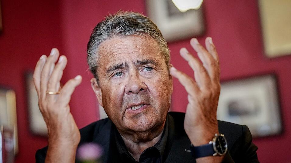 «Das eigentliche Problem der SPD ist nicht die Brandmauer, sondern es gibt ein großes Missverständnis darüber, was ein Sozialstaat ist», sagt Sigmar Gabriel. «Das eigentliche Problem der SPD ist nicht die Brandmauer, sondern es gibt ein großes Missverständnis darüber, was ein Sozialstaat ist», sagt Sigmar Gabriel.