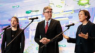 Wolfram Weimer versucht, Vertreter der Musikbranche an einen Tisch zu bekommen. Wolfram Weimer versucht, Vertreter der Musikbranche an einen Tisch zu bekommen.