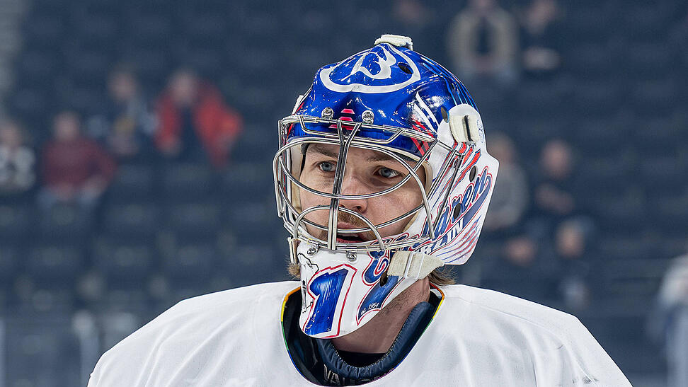 Jonas Stettmer Torwart, Eisbaeren Berlin, 1 / Portrait / Portraet GER, EHC Red Bull Muenchen vs. Eisbaeren Berlin, Eishockey, DEL, 37. Spieltag, Saison 2025/2026, 06.01.2026. GER, EHC Red Bull Muenchen vs. Eisbaeren Berlin, Eishockey, DEL, 37. Spieltag, Saison 2025/2026, 06.01.2026. Muenchen *** Jonas Stettmer Goalkeeper, Eisbaeren Berlin, 1 Portrait Portraet GER, EHC Red Bull Muenchen vs Eisbaeren Berlin, Ice Hockey, DEL, 37 Matchday, Season 2025 2026, 06 01 2026 GER, EHC Red Bull Muenchen vs Eisbaeren Berlin, Ice Hockey, DEL, 37 Matchday, Season 2025 2026, 06 01 2026 Muenchen Copyright: xEibner-Pressefoto/HeikexFeinerx EP_HFR