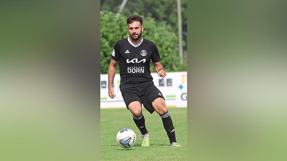 Neue Rolle: Kevin Pino Tellez wird bereits das Samstags-Testspiel gegen den FC Teisbach als Chefanweiser leiten.