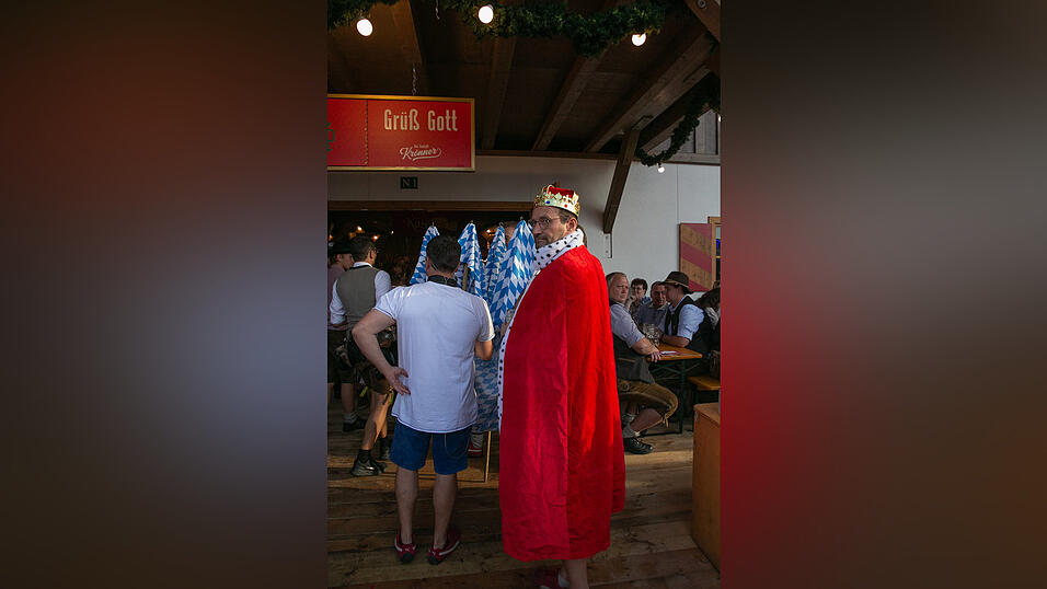 Die Partybilder vom Freitag, 12. August 2022, aus dem Festzelt Krönner.