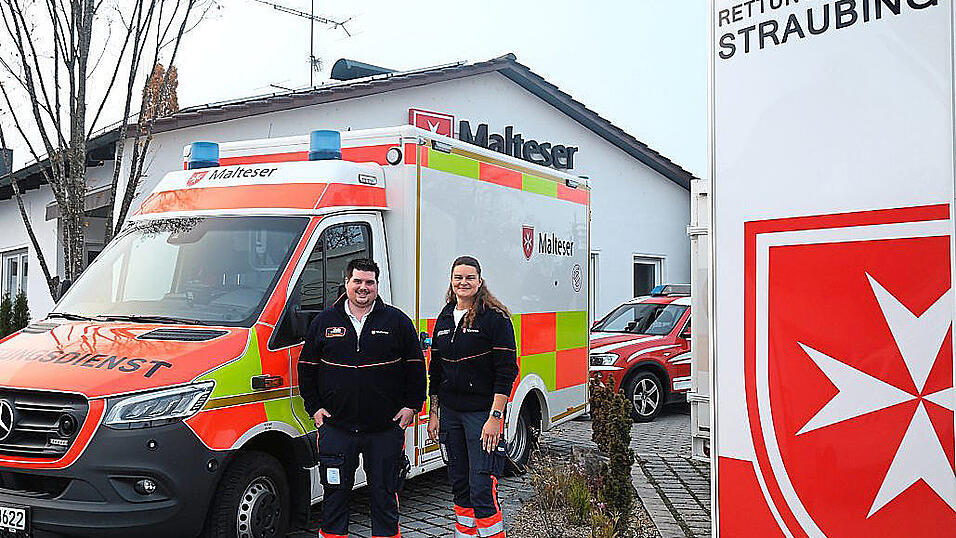 Die Malteser starten nun von einer modernen Rettungswache in ihre Einsätze in Stadt und Landkreis. - Ehrengäste und Grußwortredner besichtigten die neuen Räume. Die Malteser starten nun von einer modernen Rettungswache in ihre Einsätze in Stadt und Landkreis. - Ehrengäste und Grußwortredner besichtigten die neuen Räume.