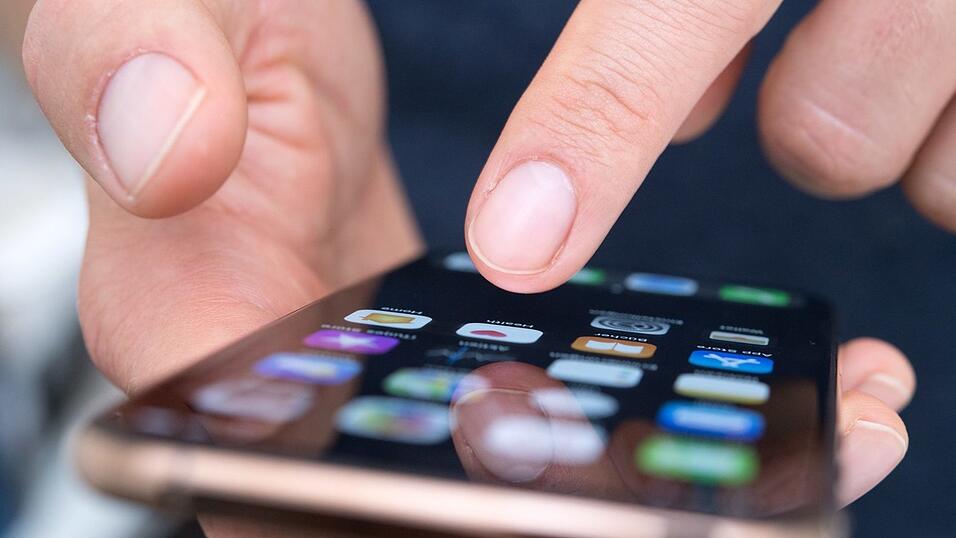 &Uuml;ber WhatsApp haben Landshuter Studenten rechtsextreme Dateien ausgetauscht. (Symbolbild)