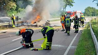 Die Feuerwehren sind im Einsatz.