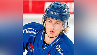 Für Mario Zimmermann macht es keinen großen Unterschied, ob die Straubing Tigers Jäger oder Gejagte sind. Der Verteidiger will immer spielen - und immer gewinnen. Für Mario Zimmermann macht es keinen großen Unterschied, ob die Straubing Tigers Jäger oder Gejagte sind. Der Verteidiger will immer spielen - und immer gewinnen.