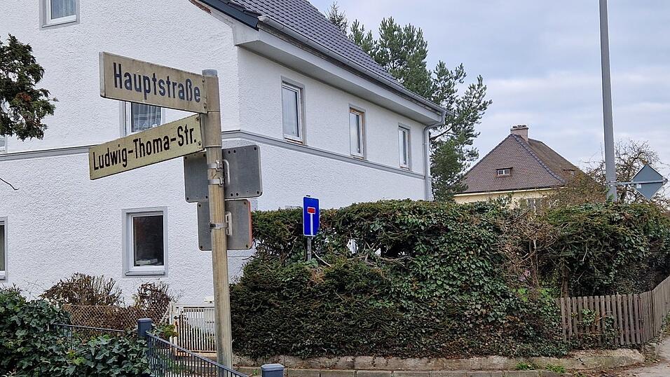 An der Hauptstraße in Neufahrn gab es am Mittwochnachmittag einen Großeinsatz.