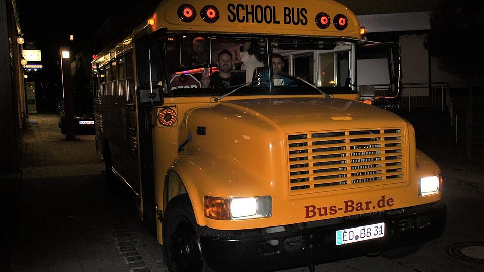 Musik überall: Bei der CHAMpions-Night war einiges geboten in der Chamer Innenstadt. Musik überall: Bei der CHAMpions-Night war einiges geboten in der Chamer Innenstadt.