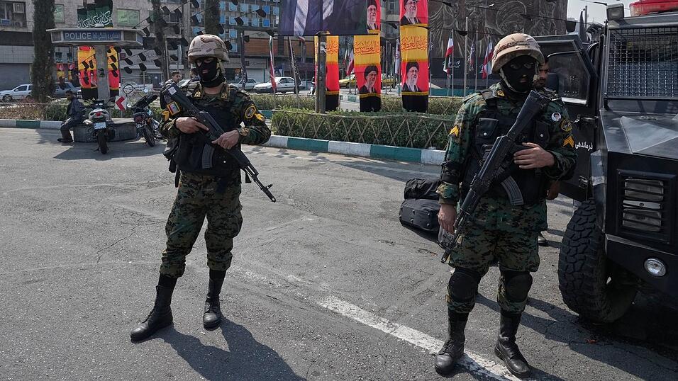 Sicherheitskr&auml;fte haben ihre Pr&auml;senz seit Kriegsbeginn deutlich verst&auml;rkt. (Archivbild)