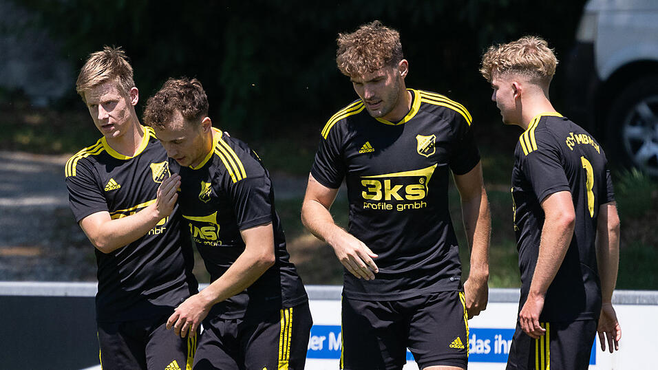 Der FC-DJK Simbach erhofft sich im Derby einen erfolgreichen Hinrundenabschluss.