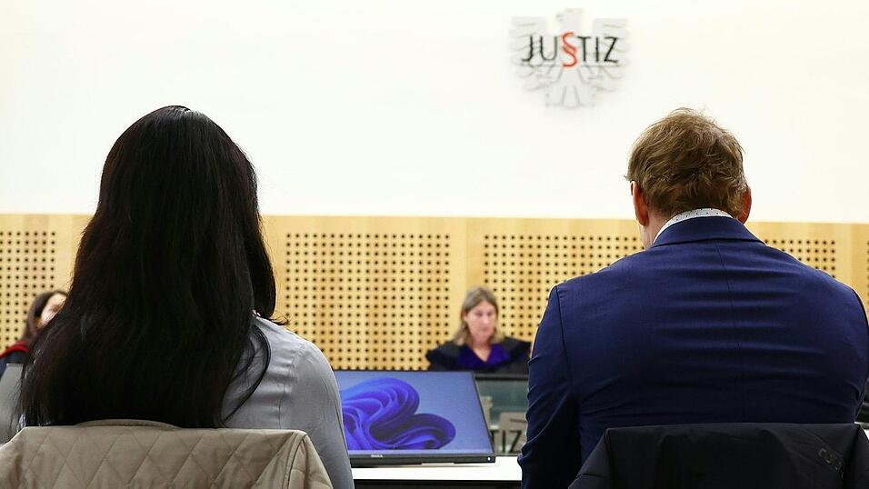 Die Verteidiger der Chirurgen bestreiten den Vorwurf.