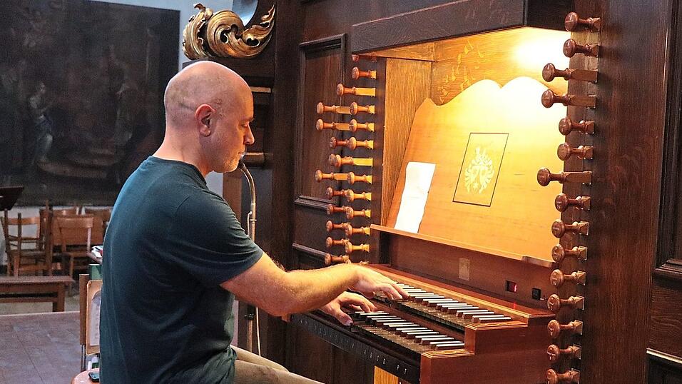 Patrick Gläser rockte die Orgel in der Karmelitenkirche.